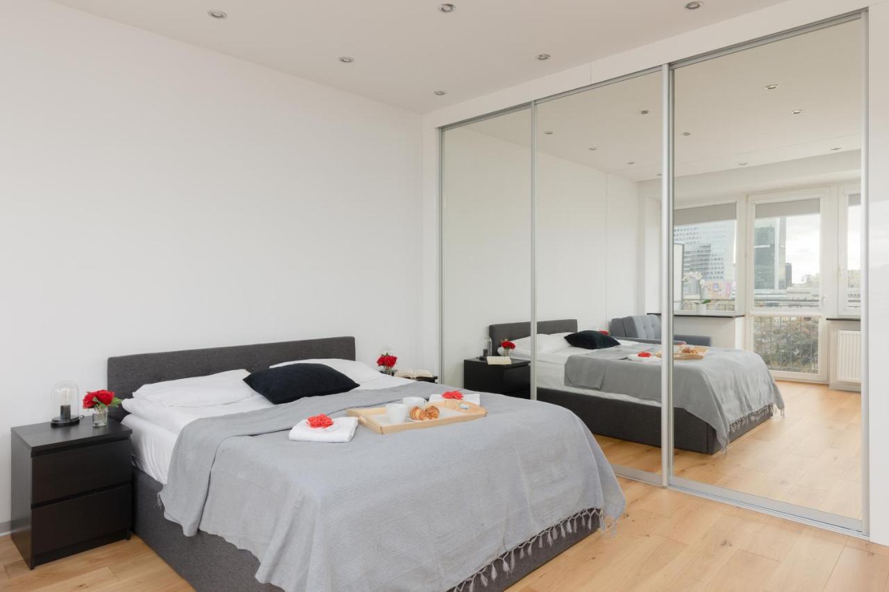 Apartments The View By Noclegi Renters Warszawa Eksteriør billede